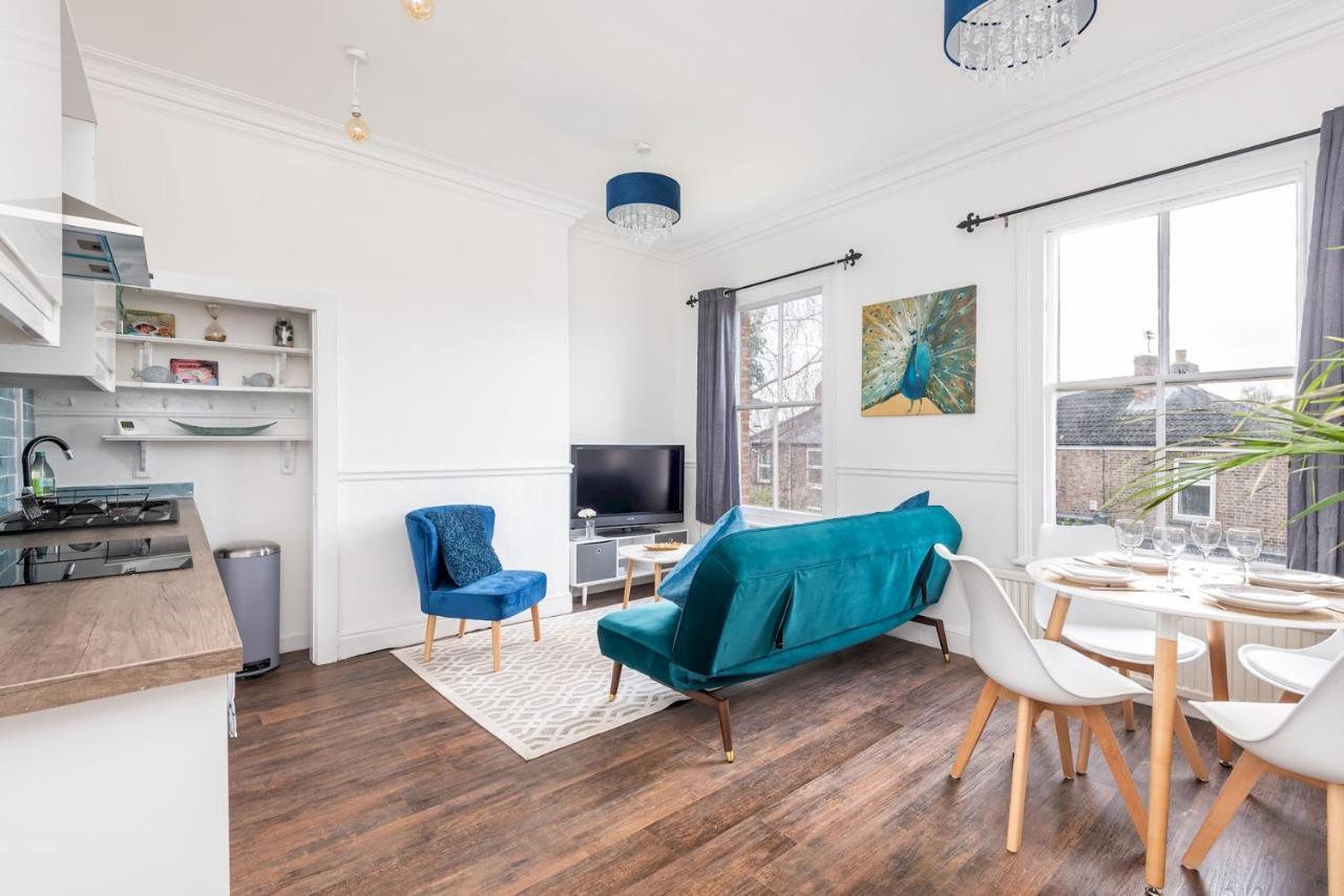 Modern, Romantic In - Pass The Keys York